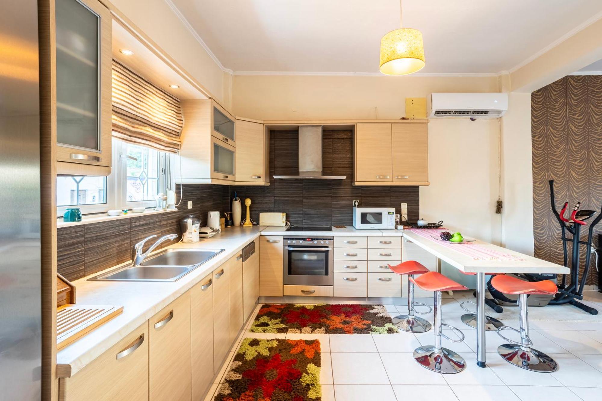 Kalamata'S Sunny Retreat Near The Historic Center Exterior foto