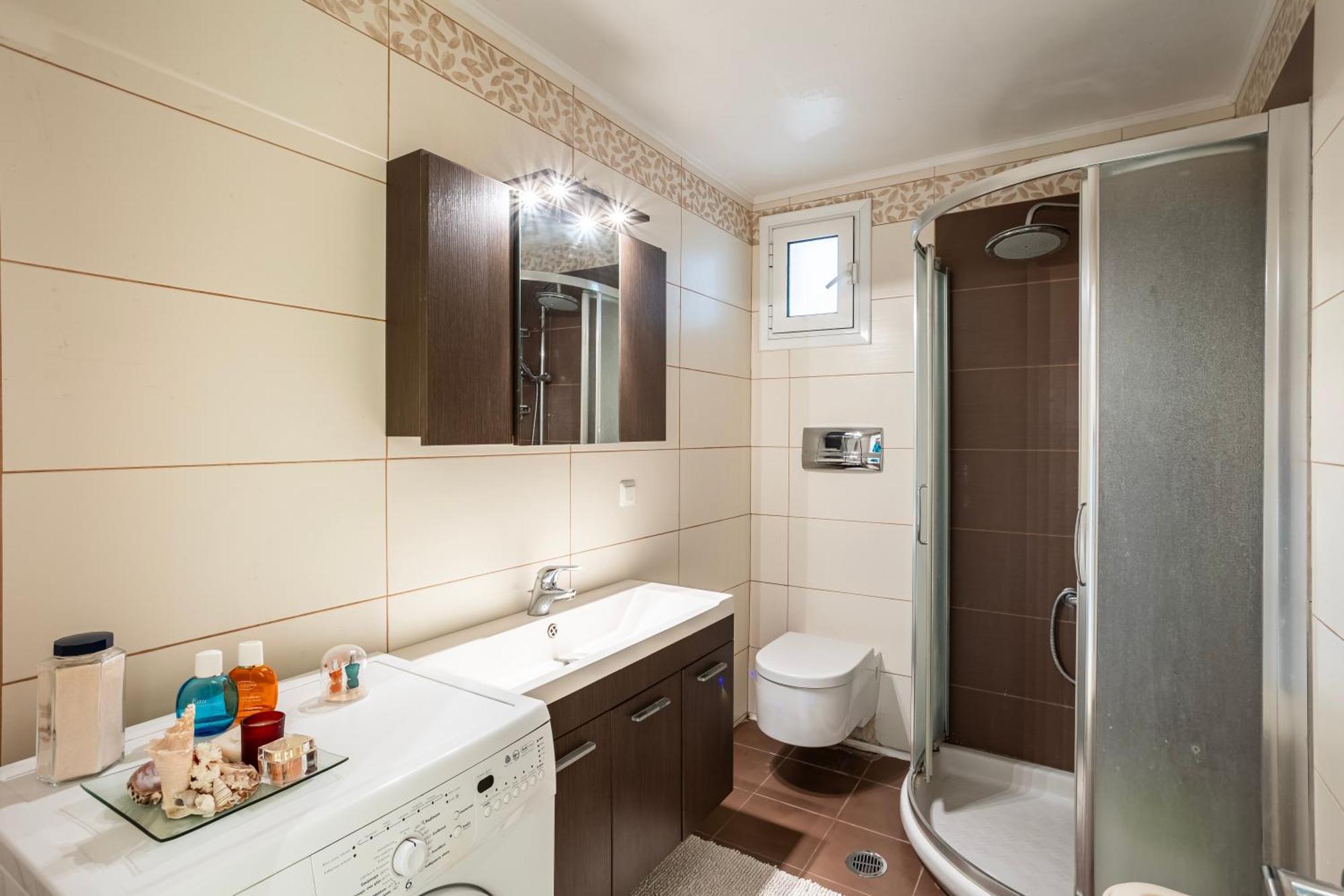 Kalamata'S Sunny Retreat Near The Historic Center Exterior foto